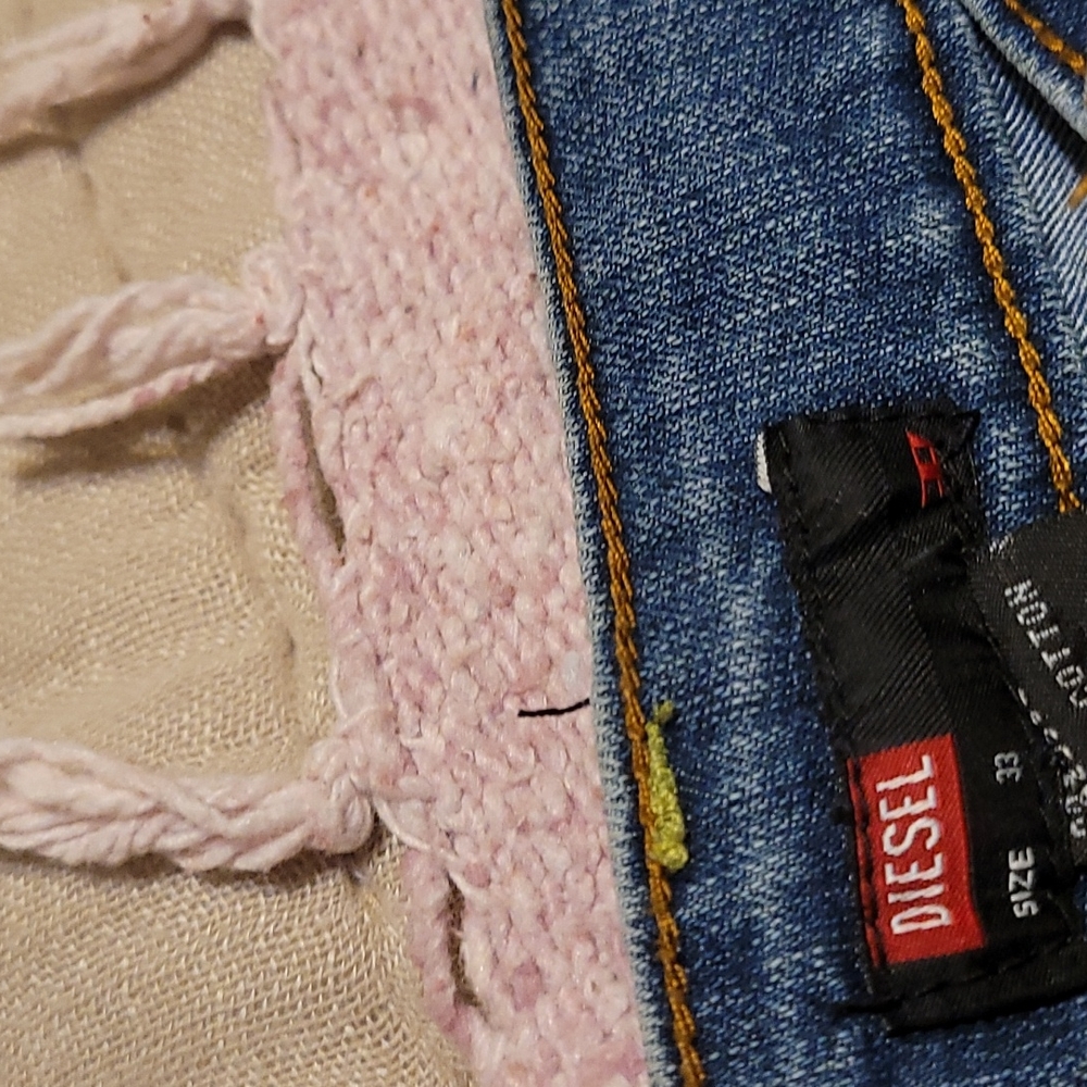 DIESEL bootcut jeans. Size 33 - Picture 3 of 3